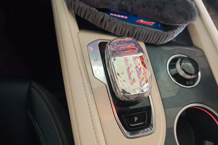 Used Zeekr 001 2023 WE Edition 100 kWh Gear Lever