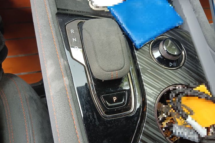 Used Zeekr 001 2023 YOU Edition 100 kWh Gear Lever