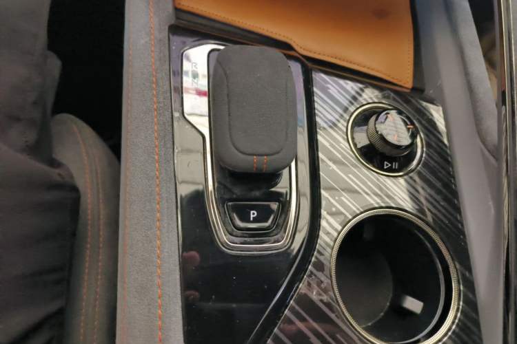 Used Zeekr 001 2023 YOU Edition 100 kWh Gear Lever