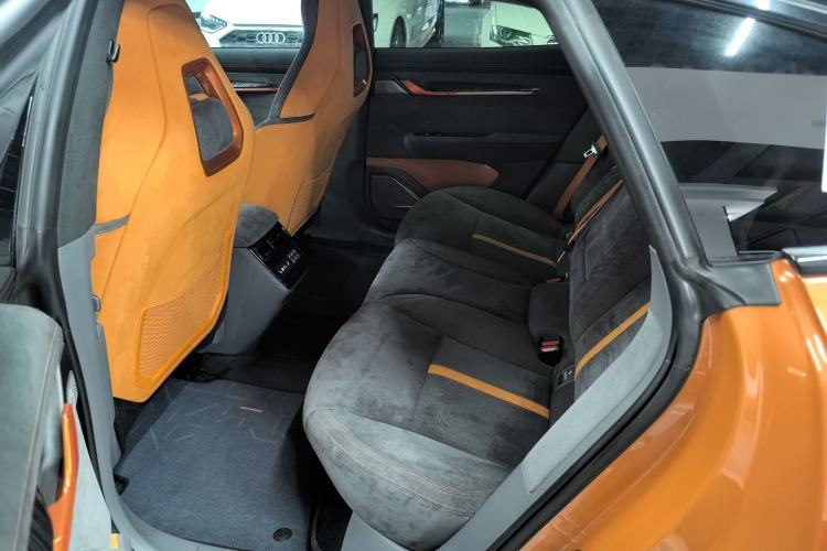Used Zeekr 001 2023 YOU Edition 100 kWh Interior 3