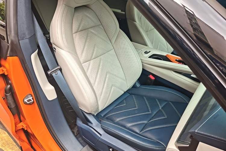 Used Zeekr 001 2023 ME Edition 100 kWh Right Front Seat