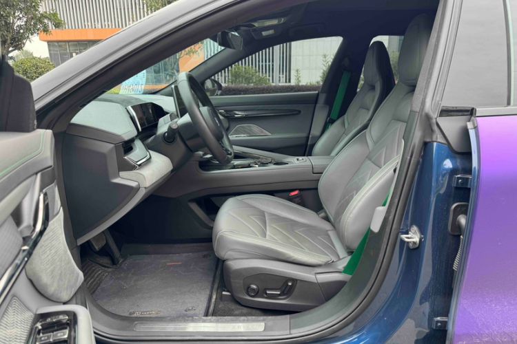 Used Zeekr 001 2023 WE Edition 86 kWh Exterior 6