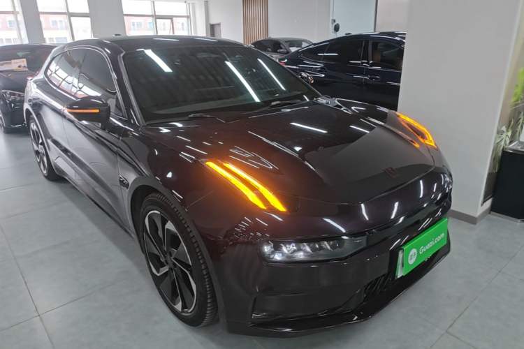 Used Zeekr 001 2023 YOU Edition 100 kWh Front Right 45 Deg