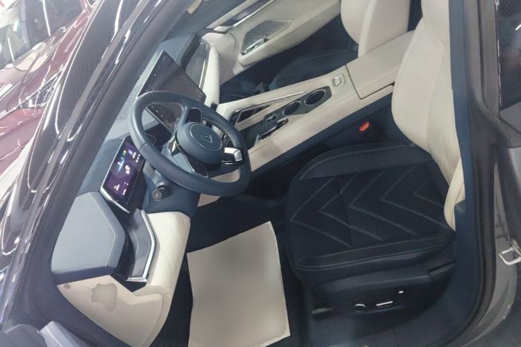 Used Zeekr 001 2023 YOU Edition 100 kWh Left Front Seat