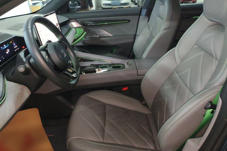 Used Zeekr 001 2023 WE Edition 86 kWh Left Front Seat