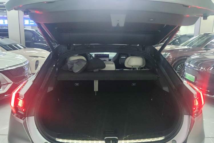 Used Zeekr 001 2023 YOU Edition 100 kWh Trunk