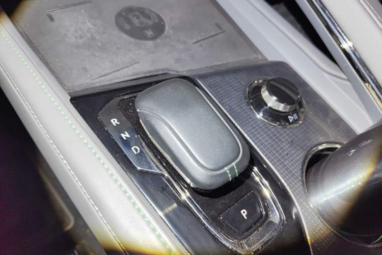 Used Zeekr 001 2023 WE Edition 100 kWh Gear Lever