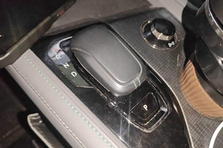 Used Zeekr 001 2023 WE Edition 86 kWh Gear Lever