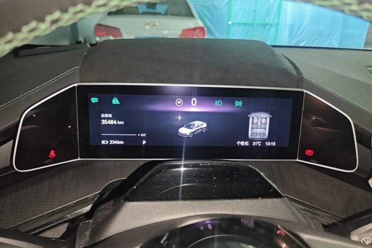 Used Zeekr 001 2023 WE Edition 86 kWh Instrument Cluster