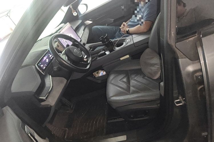 Used Zeekr 001 2023 WE Edition 86 kWh Left Front Seat