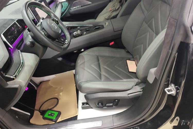 Used Zeekr 001 2023 WE Edition 86 kWh Left Front Seat