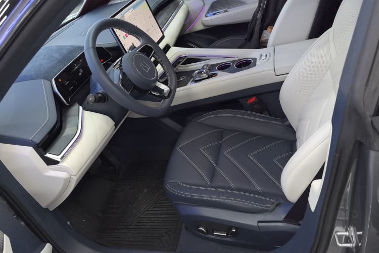 Used Zeekr 001 2023 WE Edition 100 kWh Left Front Seat