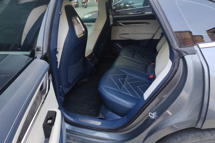 Used Zeekr 001 2023 WE Edition 100 kWh Left Rear Seat