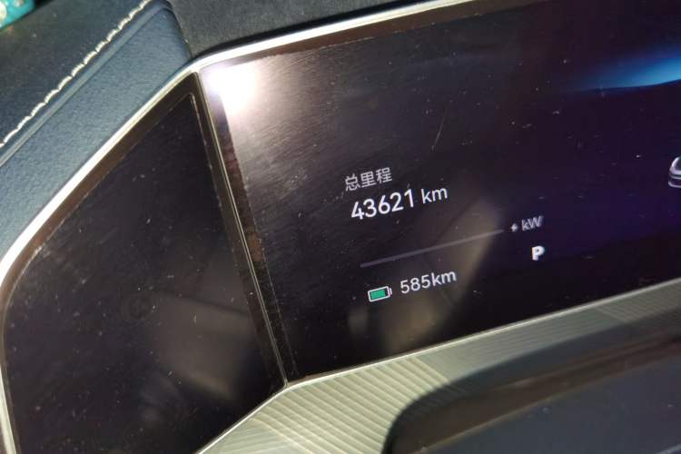 Used Zeekr 001 2023 WE Edition 100 kWh Odometer Close Up
