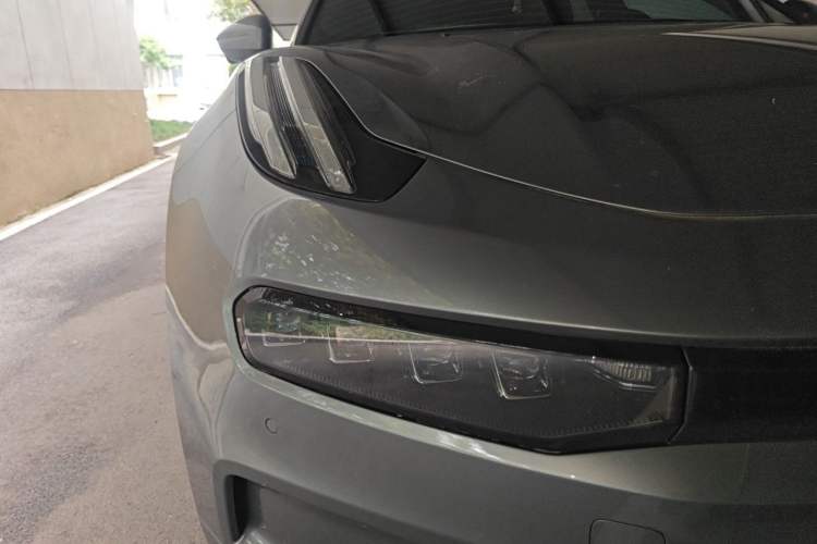Used Zeekr 001 2023 WE Edition 86 kWh Right Front Headlight