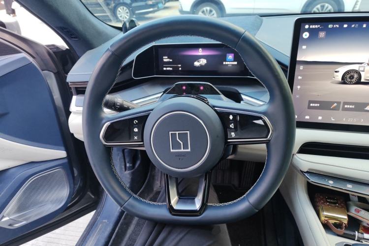 Used Zeekr 001 2023 WE Edition 100 kWh Steering Wheel