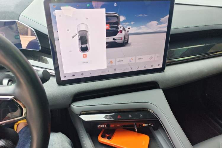 Used Zeekr 001 2023 WE Edition 86 kWh Audio And AC Panel