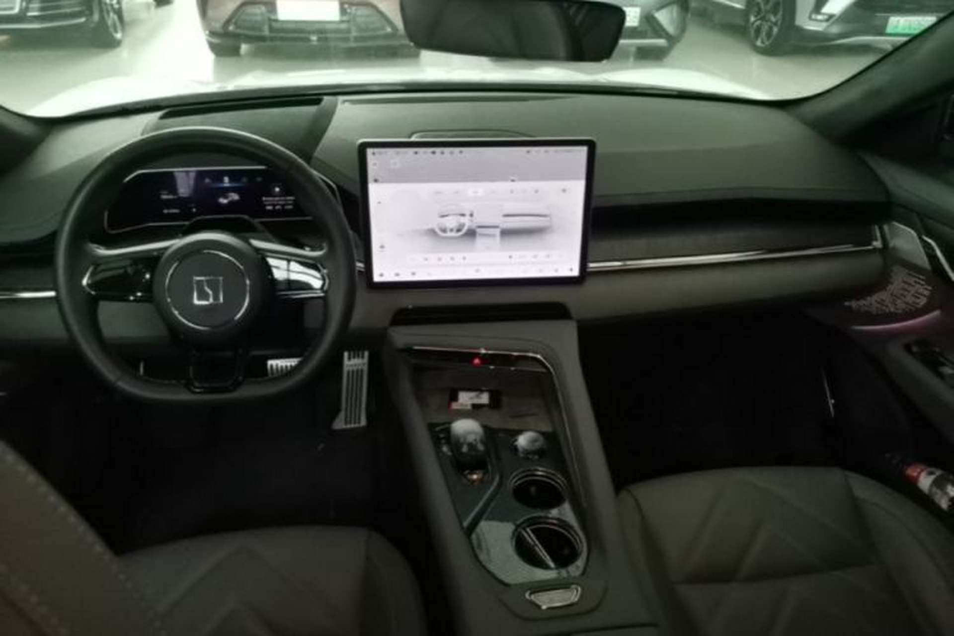 Used Zeekr 001 2023 WE Edition 86 kWh Center Console