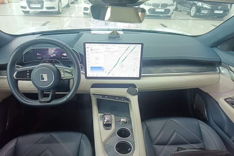 Used Zeekr 001 2023 WE Edition 86 kWh Center Console