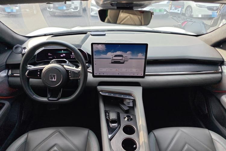 Used Zeekr 001 2023 WE Edition 100 kWh Center Console