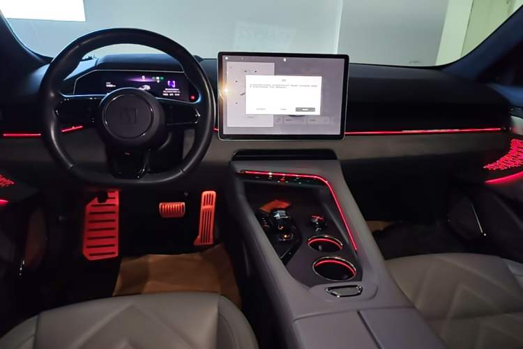 Used Zeekr 001 2023 WE Edition 86 kWh Center Console