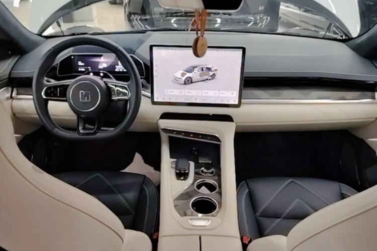 Used Zeekr 001 2023 WE Edition 100 kWh Center Console