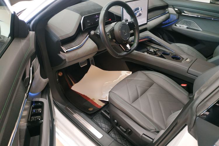 Used Zeekr 001 2023 WE Edition 100 kWh Driver Seat