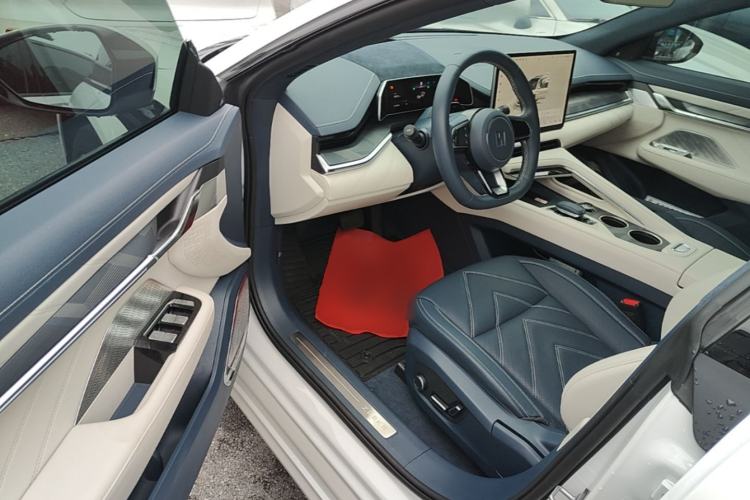 Used Zeekr 001 2023 ME Edition 100 kWh Driver Seat