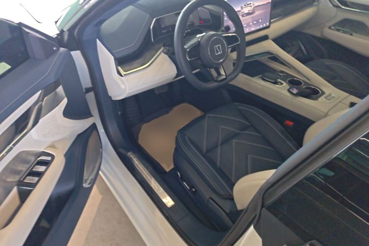 Used Zeekr 001 2023 WE Edition 100 kWh Driver Seat