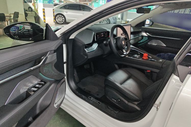 Used Zeekr 001 2023 WE Edition 86 kWh Driver Seat