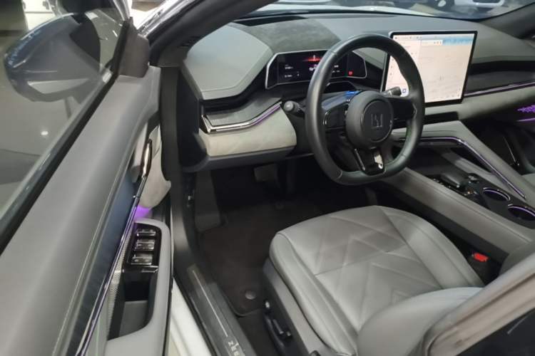 Used Zeekr 001 2023 WE Edition 86 kWh Driver Seat