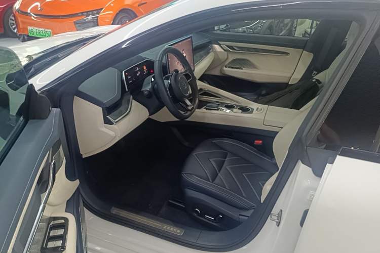 Used Zeekr 001 2023 WE Edition 100 kWh Driver Seat