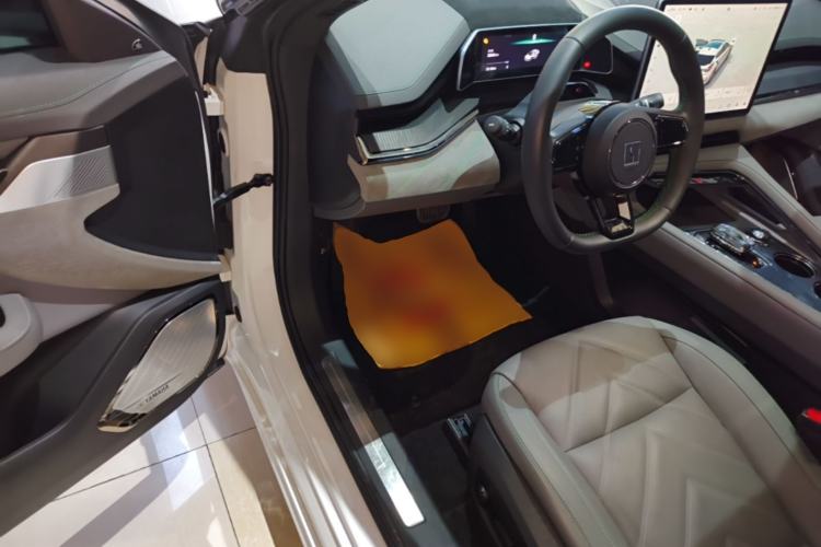 Used Zeekr 001 2023 WE Edition 100 kWh Driver Seat