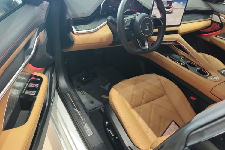 Used Zeekr 001 2023 WE Edition 86 kWh Driver Seat