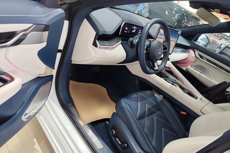 Used Zeekr 001 2023 WE Edition 100 kWh Driver Seat