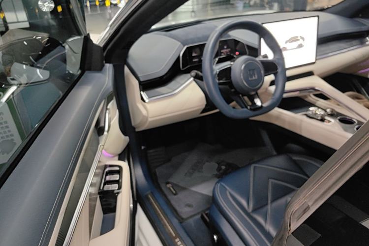 Used Zeekr 001 2023 WE Edition 86 kWh Driver Seat