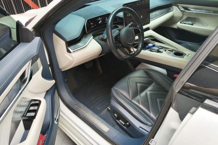 Used Zeekr 001 2023 WE Edition 86 kWh Driver Seat