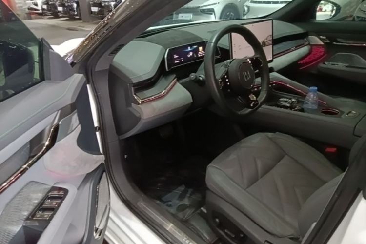 Used Zeekr 001 2023 WE Edition 86 kWh Driver Seat