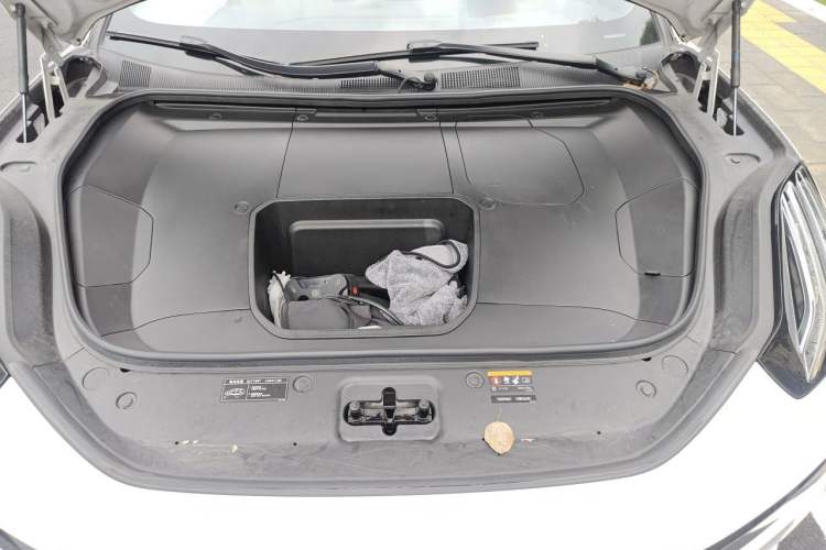 Used Zeekr 001 2023 WE Edition 86 kWh Engine Bay