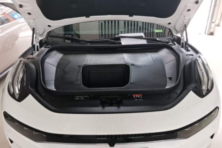 Used Zeekr 001 2023 WE Edition 86 kWh Engine Bay