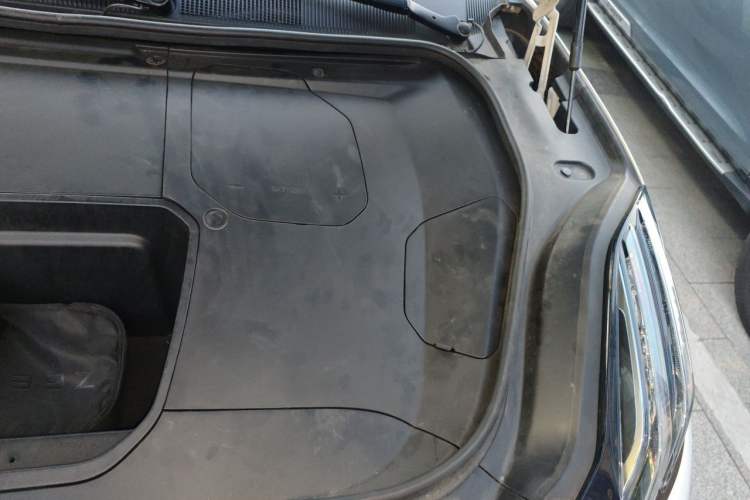 Used Zeekr 001 2023 WE Edition 86 kWh Engine Bay Left