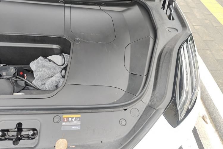 Used Zeekr 001 2023 WE Edition 86 kWh Engine Bay Left