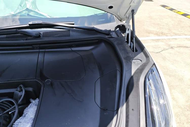 Used Zeekr 001 2023 WE Edition 100 kWh Engine Bay Left
