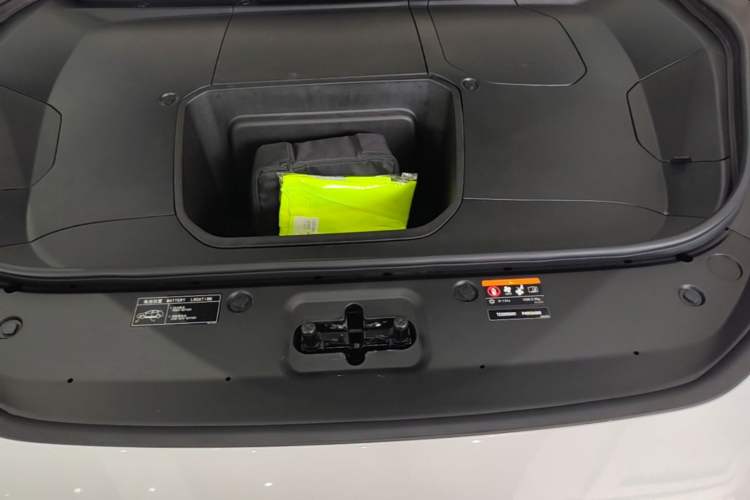 Used Zeekr 001 2023 WE Edition 86 kWh Engine Bay