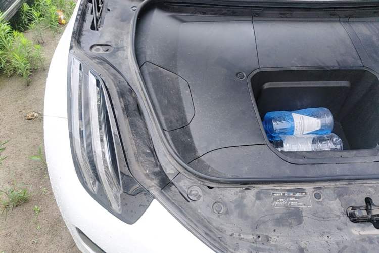 Used Zeekr 001 2023 WE Edition 100 kWh Engine Bay Right