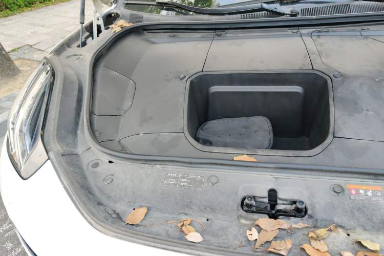 Used Zeekr 001 2023 WE Edition 100 kWh Engine Bay Right