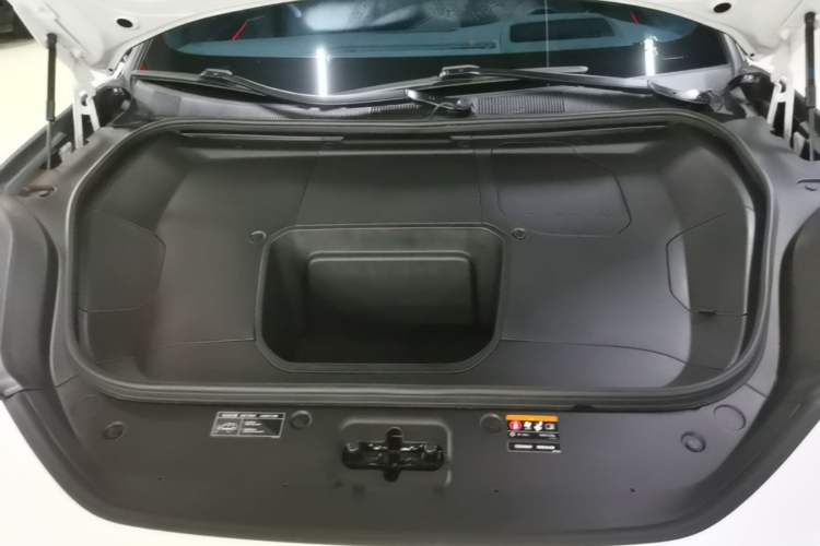 Used Zeekr 001 2023 WE Edition 86 kWh Engine Bay