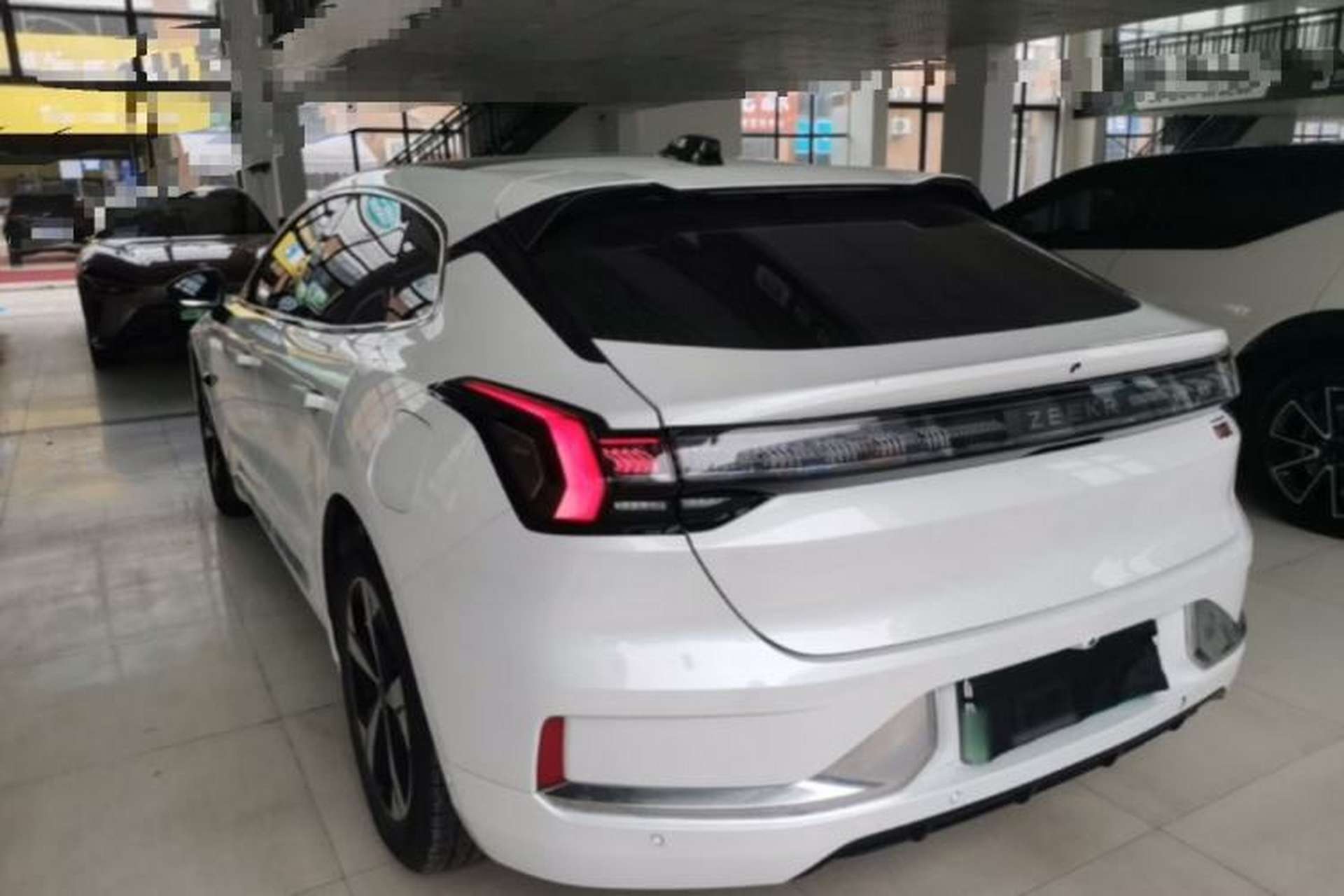 Used Zeekr 001 2023 WE Edition 86 kWh Exterior 2