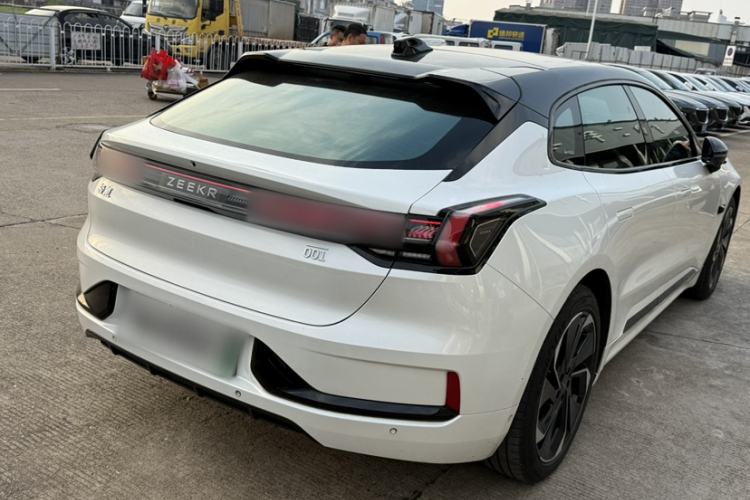 Used Zeekr 001 2023 WE Edition 100 kWh Exterior 2