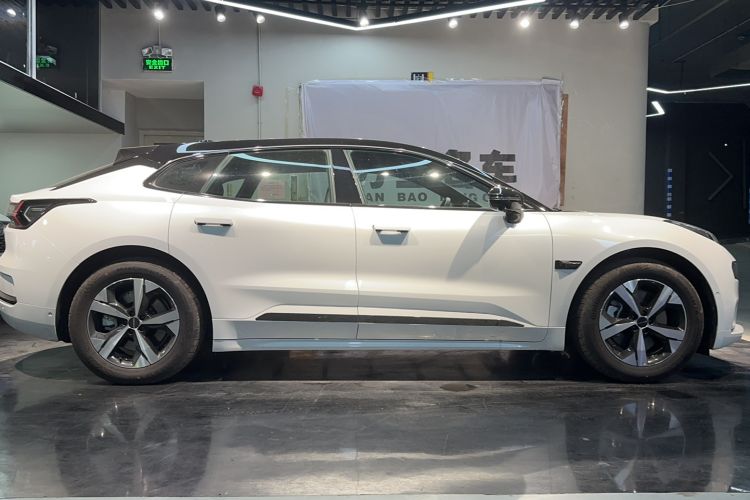 Used Zeekr 001 2023 WE Edition 100 kWh Exterior 2